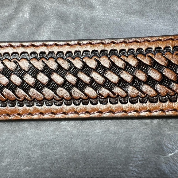 Western Brown Tooled Saddle Leather Belt With Brass Buckle Men's Size 50 - Picture 9 of 12